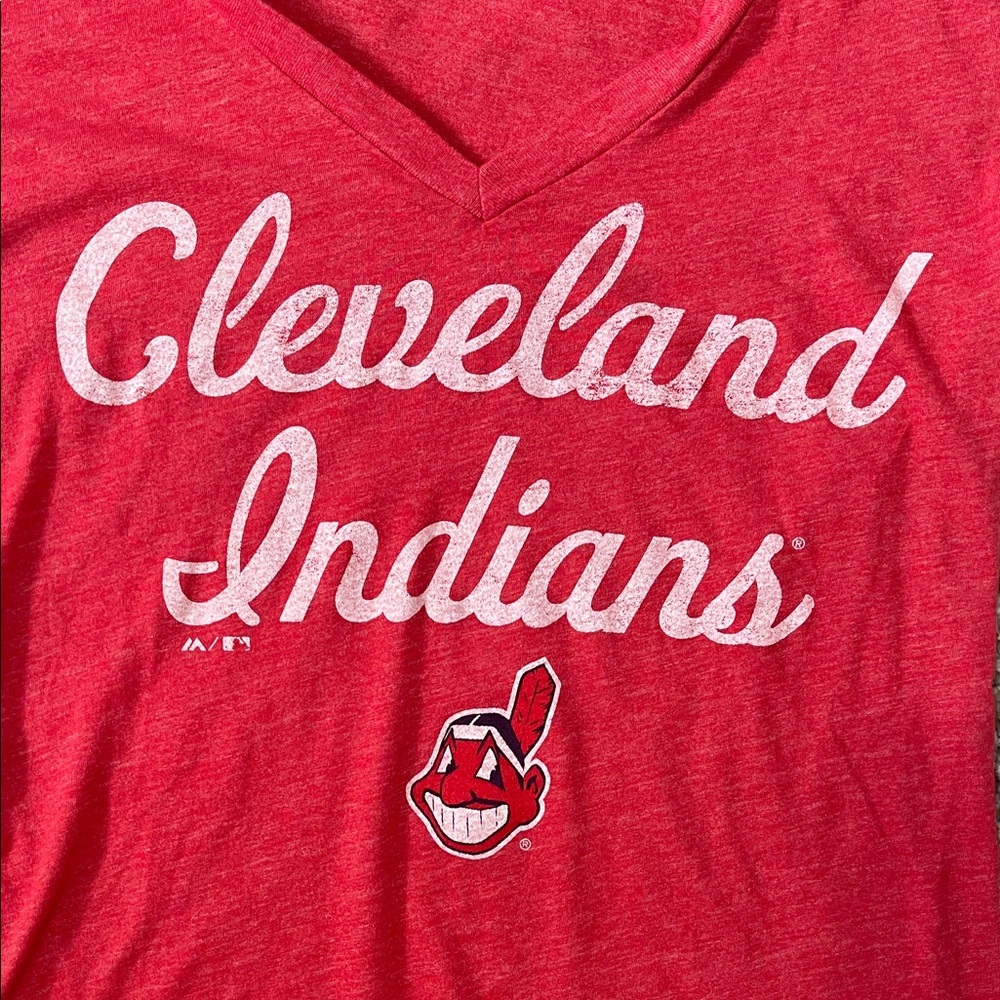 NWOT Majestic Threads Cleveland Indians V-Neck Tee - Picture 3 of 4